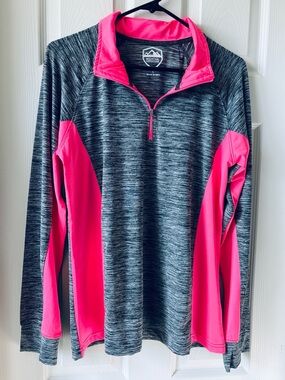 Long Sleeve 1/4 Zip Performance Top - Heather Gray & Hot Pink